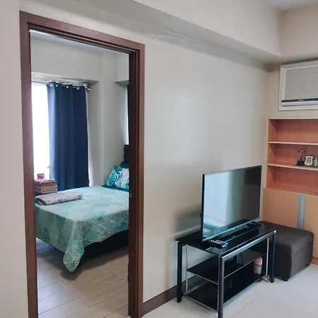 Rooms In Pasay City At Two Palm Tree Villas